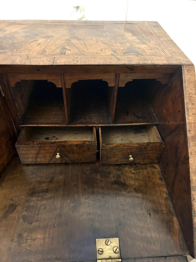Superb Early 18th Century Quality Antique George I Walnut Bureau